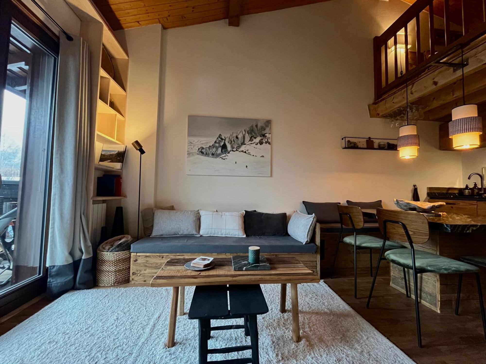 Appartement Ensoleille Aux Tines, Vue Massif Chamonix Ngoại thất bức ảnh