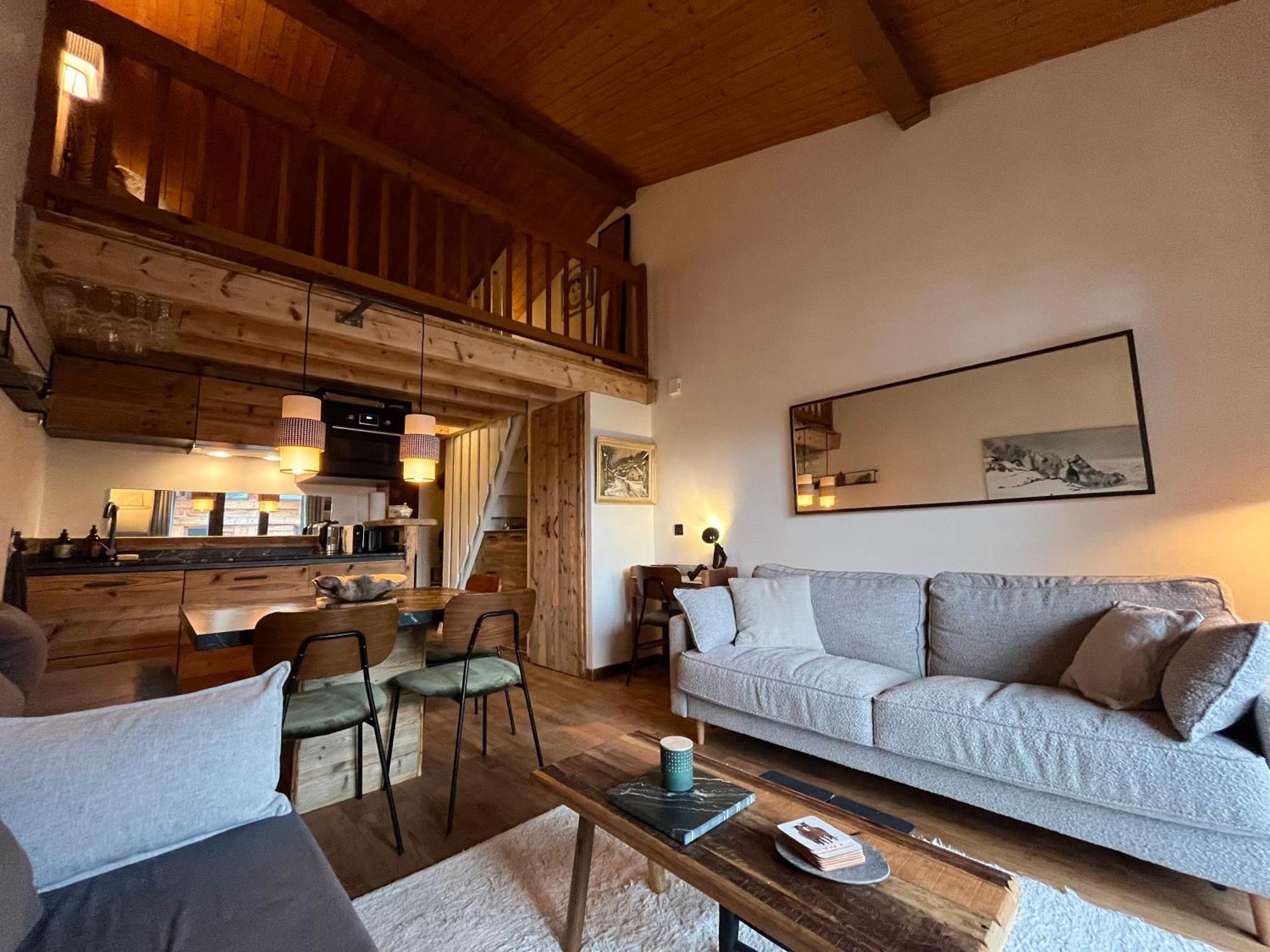 Appartement Ensoleille Aux Tines, Vue Massif Chamonix Ngoại thất bức ảnh